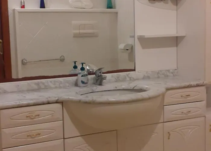 With Private Bathroom, No Smoking *